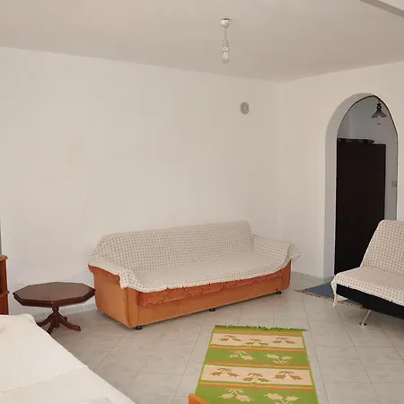 Iskandil Aparthotel