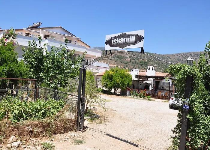 Aparthotel Iskandil *